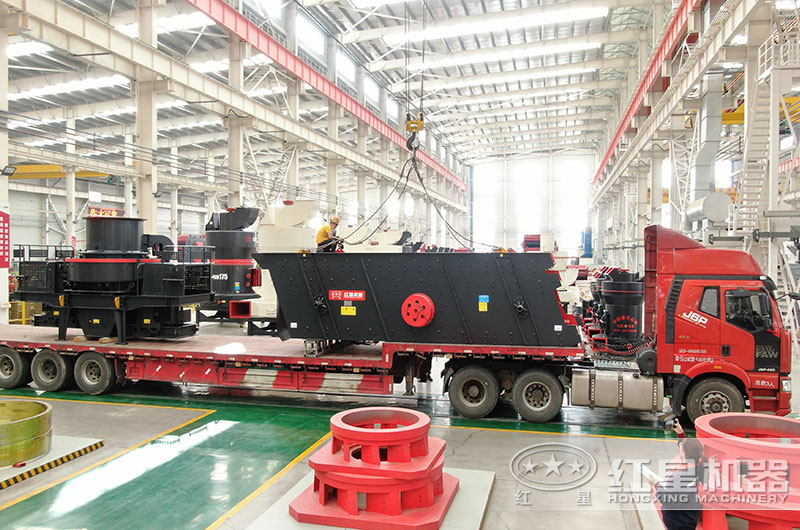 欧亿网页版成套青石碎石加工设备装车发货现场 欧亿网页版成套青石碎石加工设备装车发货现场