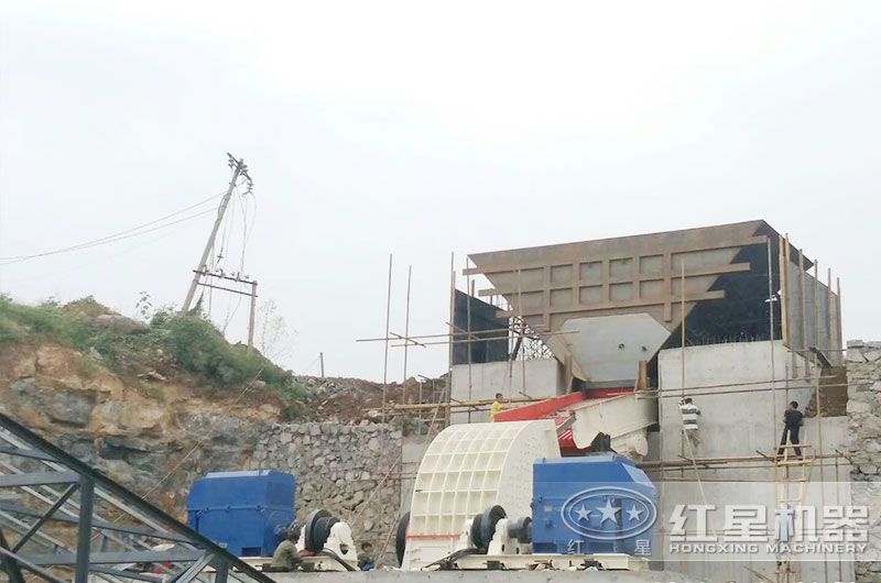 重锤破碎机作业现场 重锤破碎机作业现场