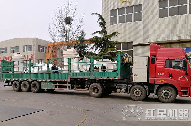 全套小型雷蒙磨粉机设备发货 全套小型雷蒙磨粉机设备发货